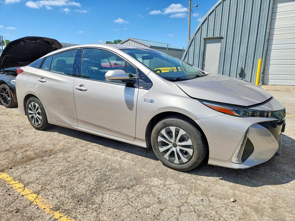 Продажа на аукционе авто 2018 Toyota Prius Prime, vin: JTDKARFP4J3075248, номер лота: 50832416