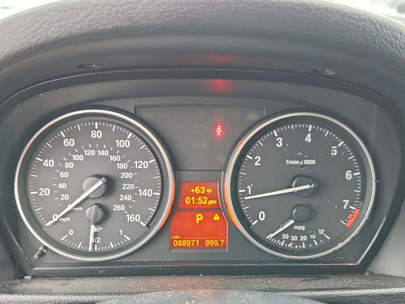51864126 :رقم المزاد ، WBAVM1C59FV318571 vin ، 2015 Bmw X1 مزاد بيع