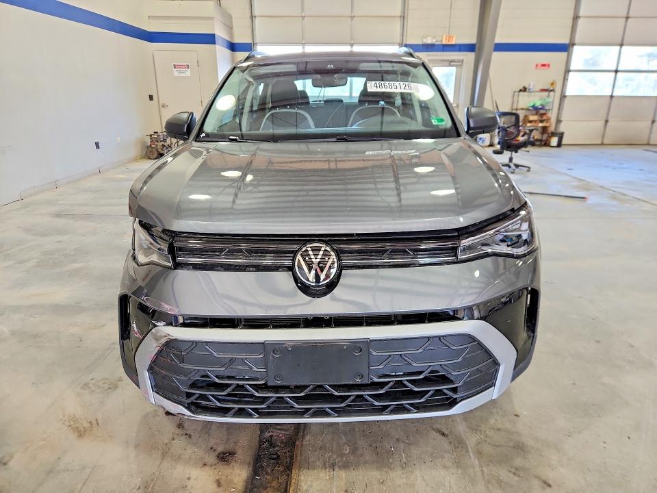 48685126 :رقم المزاد ، 3VV8C7B28SM082059 vin ، 2025 Volkswagen Taos مزاد بيع