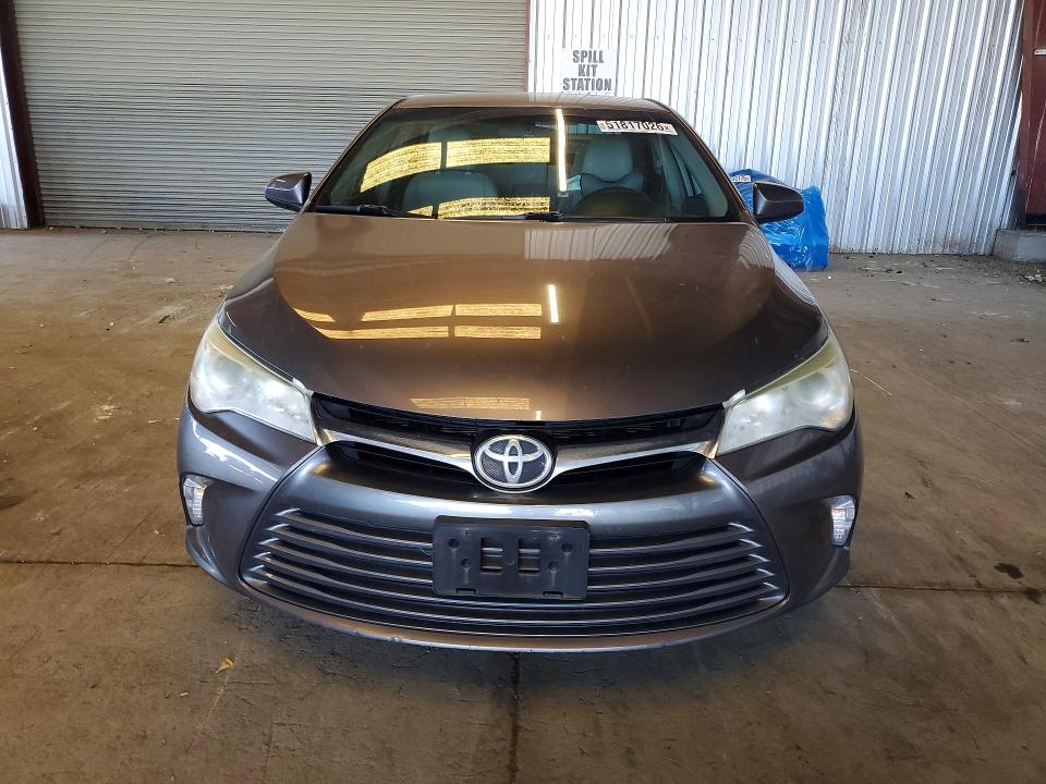 2016 Toyota Camry მანქანა იყიდება აუქციონზე, vin: 4T4BF1FKXGR563373, აუქციონის ნომერი: 51817026