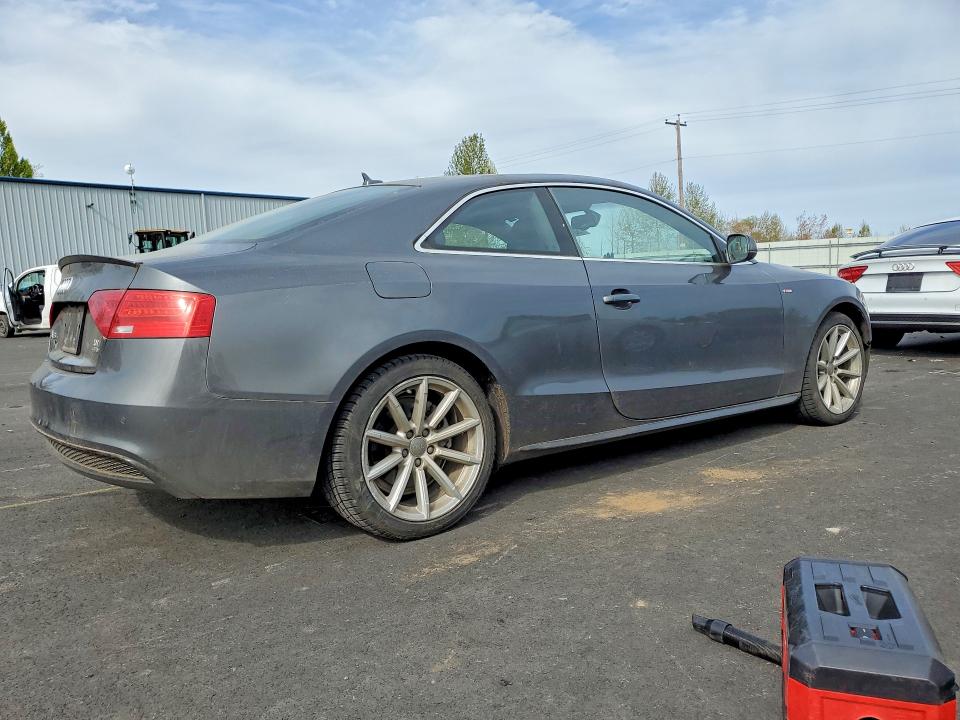 50450126 :رقم المزاد ، WAUD2AFR2HA000818 vin ، 2017 Audi A5 مزاد بيع