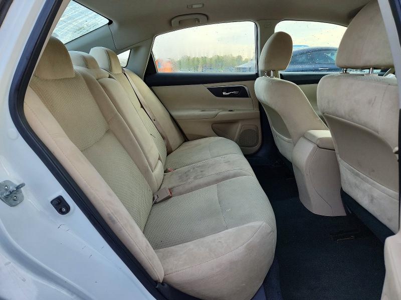 Продажа на аукционе авто 2015 Nissan Altima, vin: 1N4AL3AP1FC125319, номер лота: 49815896