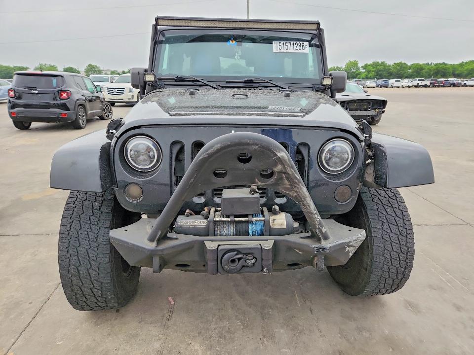 51571286 :رقم المزاد ، 1C4BJWEG5DL667827 vin ، 2013 Jeep Wrangler Unlimited مزاد بيع