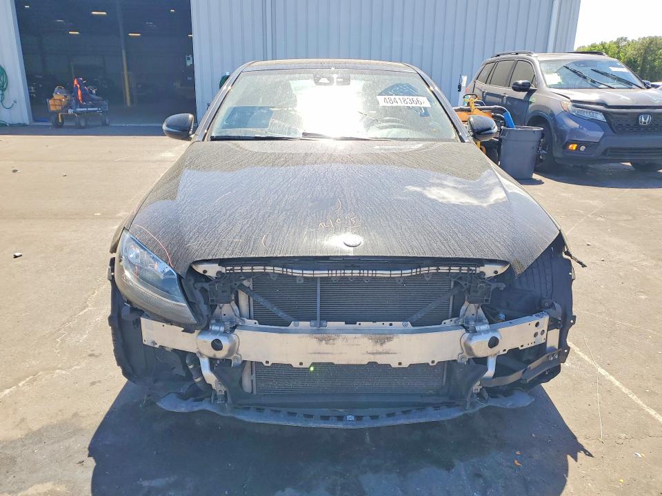 Продажа на аукционе авто 2017 Mercedes-benz C, vin: 55SWF4JB8HU186897, номер лота: 48418366
