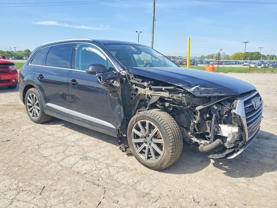 50606286 :رقم المزاد ، WA1LHAF74HD039060 vin ، 2017 Audi Q7 مزاد بيع