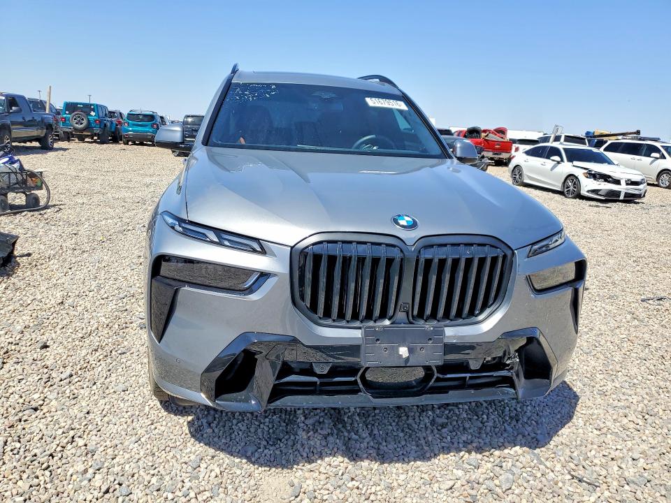 51679516 :رقم المزاد ، 5UX23EM02T9280087 vin ، 2026 Bmw X7 مزاد بيع