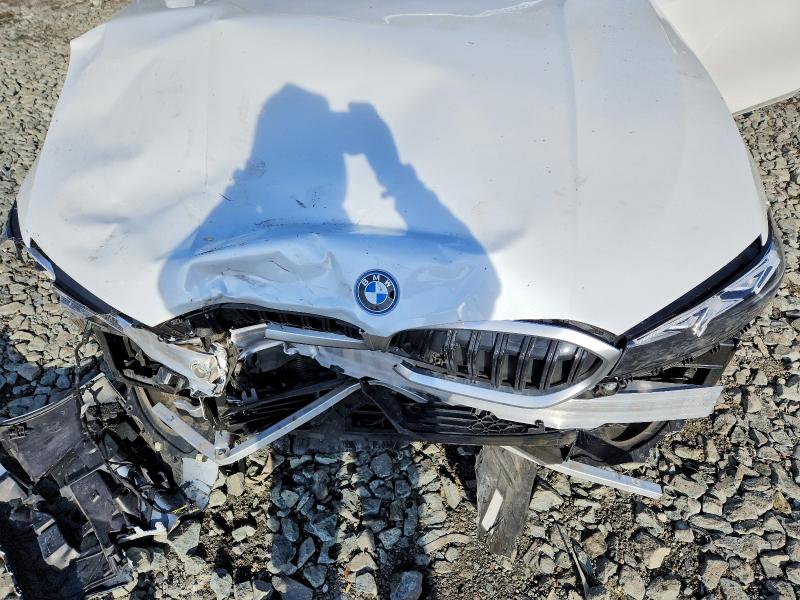 Продаж на аукціоні авто 2024 Bmw 330e, vin: 3MW39FF04R8E66737, номер лоту: 48922696