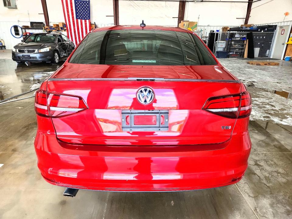 51824386 :رقم المزاد ، 3VW267AJ6GM379954 vin ، 2016 Volkswagen Jetta مزاد بيع