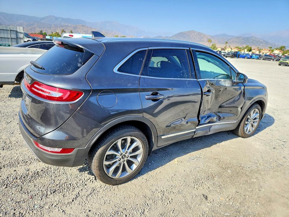 51565766 :رقم المزاد ، 5LMCJ2C94KUL31863 vin ، 2019 Lincoln Mkc مزاد بيع
