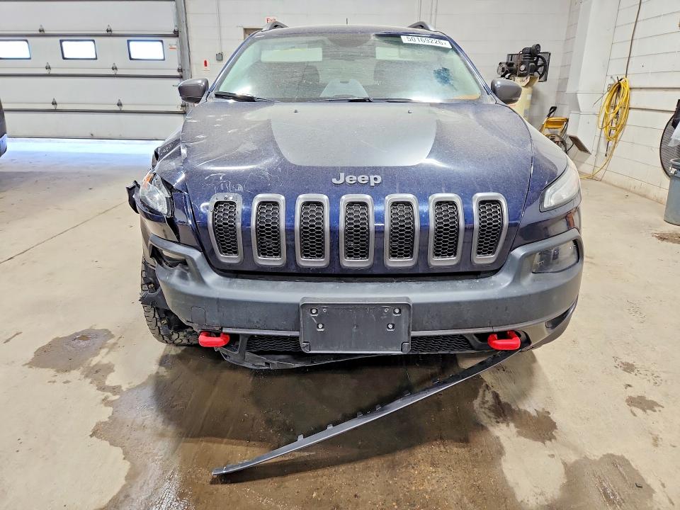 50169226 :رقم المزاد ، 1C4PJMBS2GW164262 vin ، 2016 Jeep Cherokee مزاد بيع