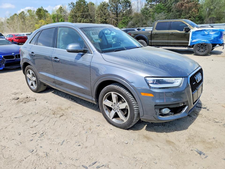 2015 Audi Q3 მანქანა იყიდება აუქციონზე, vin: WA1GFCFS8FR011513, აუქციონის ნომერი: 48330876