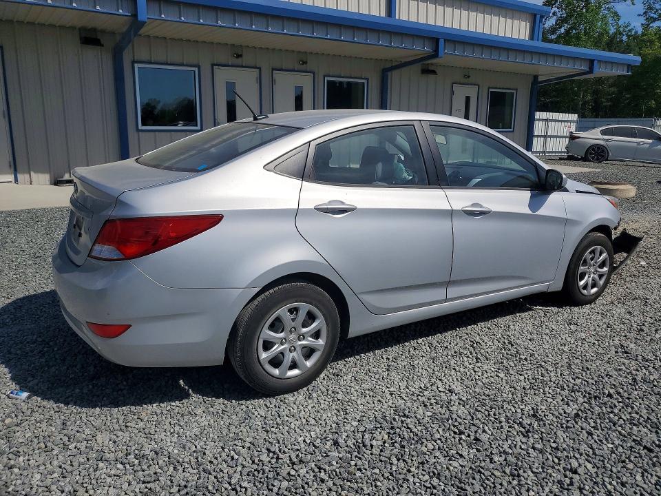 Продаж на аукціоні авто 2015 Hyundai Accent, vin: KMHCT4AEXFU800582, номер лоту: 48539646