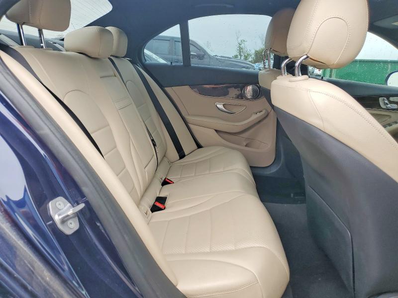 49086206 :رقم المزاد ، 55SWF4KB8JU242678 vin ، 2018 Mercedes-benz C مزاد بيع