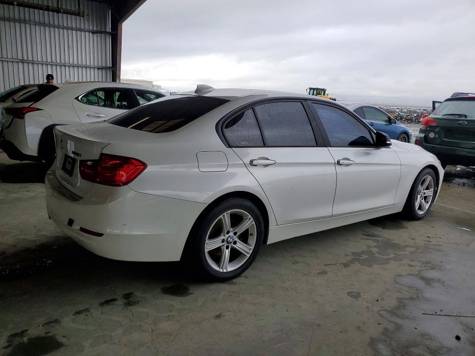 2013 Bmw 328 მანქანა იყიდება აუქციონზე, vin: WBA3C1C57DF435020, აუქციონის ნომერი: 50528706