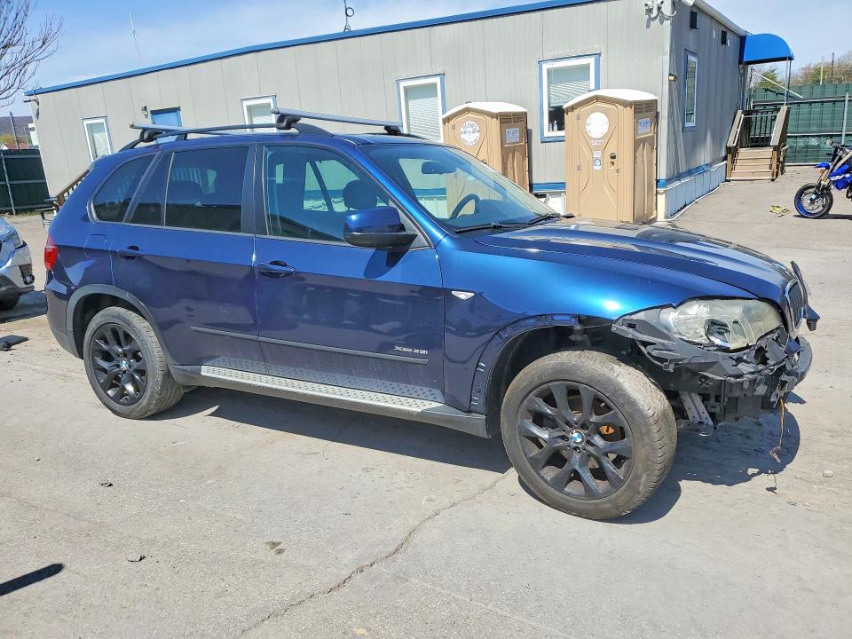 50958836 :رقم المزاد ، 5UXZV4C5XBL411834 vin ، 2011 Bmw X5 مزاد بيع