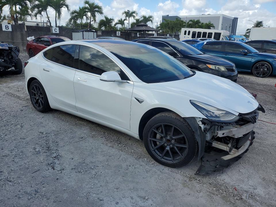 Продаж на аукціоні авто 2018 Tesla Model 3, vin: 5YJ3E1EA5JF023380, номер лоту: 48988296