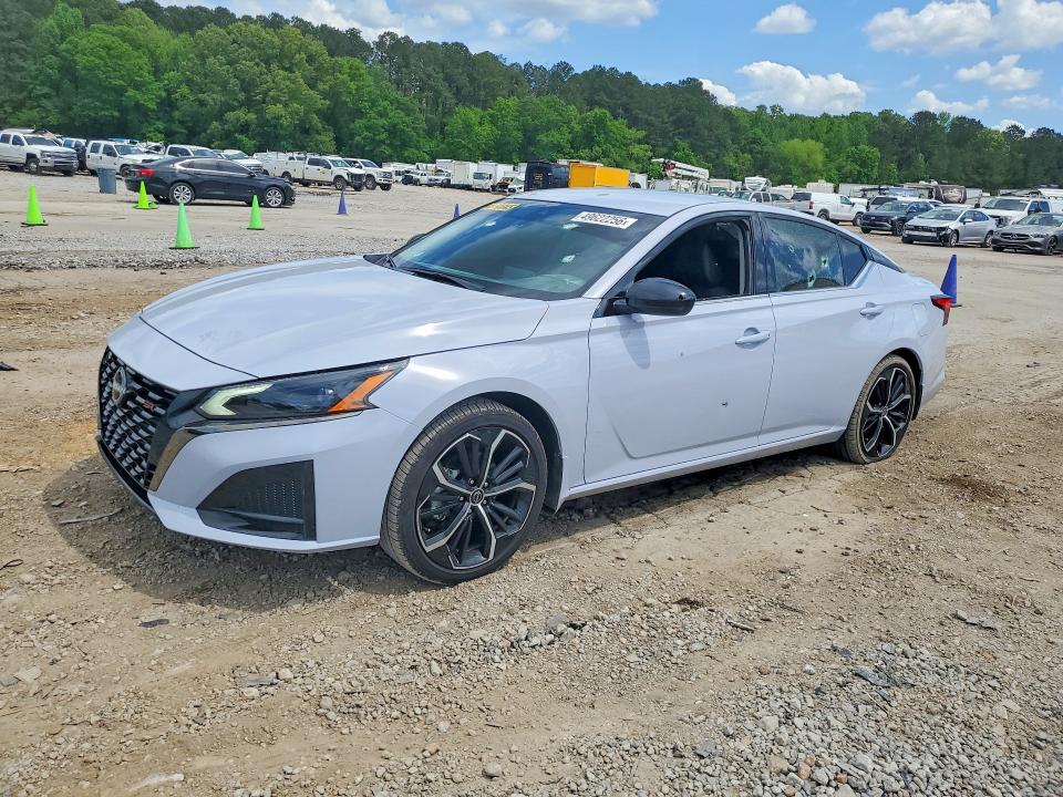 2025 Nissan Altima მანქანა იყიდება აუქციონზე, vin: 1N4BL4CV2SN420059, აუქციონის ნომერი: 49622256