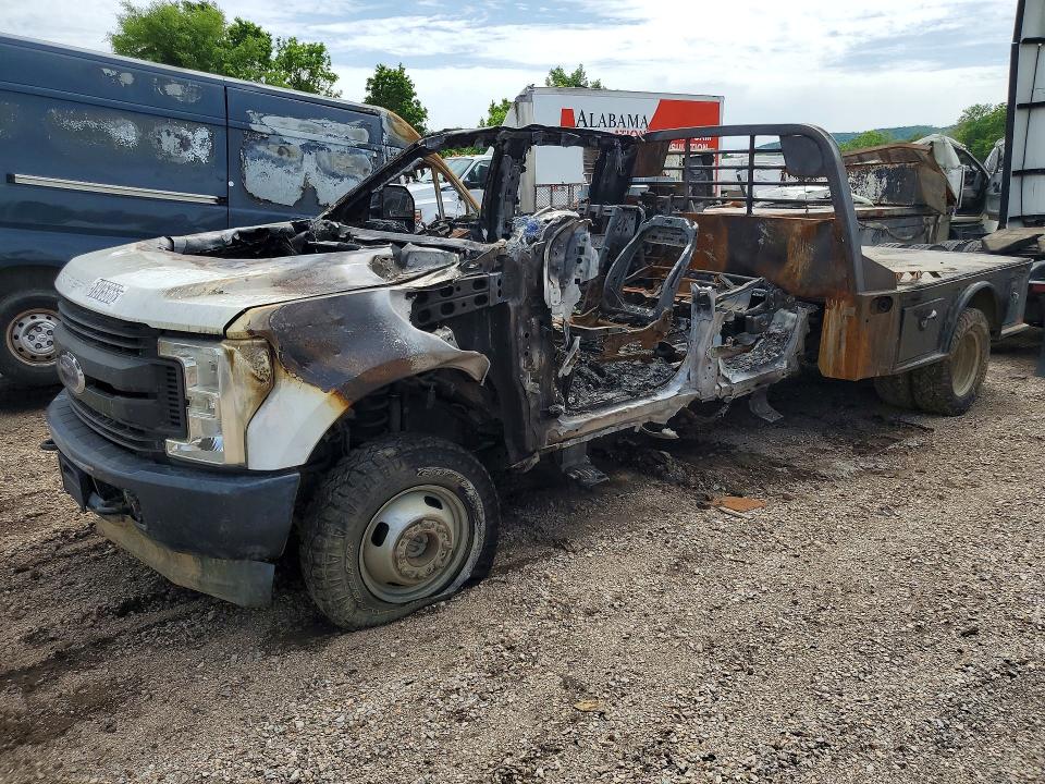 Auction sale of the 2018 Ford F350, vin: 1FD8W3D68JEB97758, lot number: 51975366
