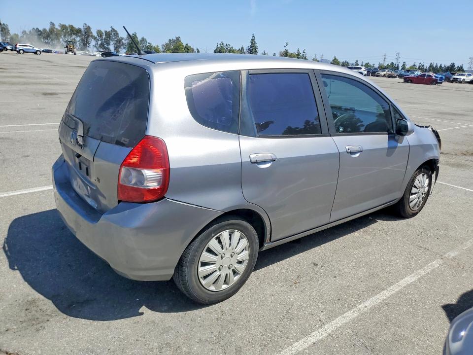 50741146 :رقم المزاد ، JHMGD38467S045744 vin ، 2007 Honda Fit مزاد بيع