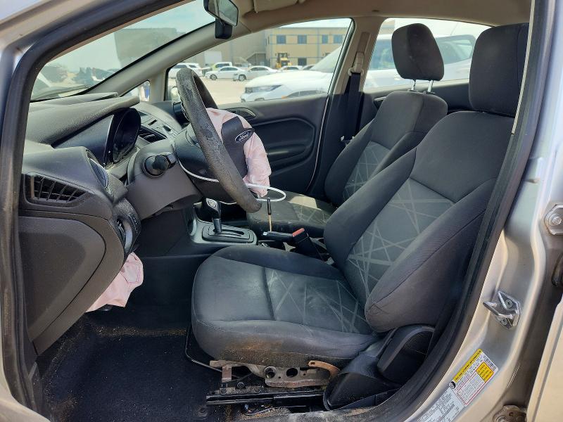 48998876 :رقم المزاد ، 3FADP4AJ6FM123339 vin ، 2015 Ford Fiesta مزاد بيع