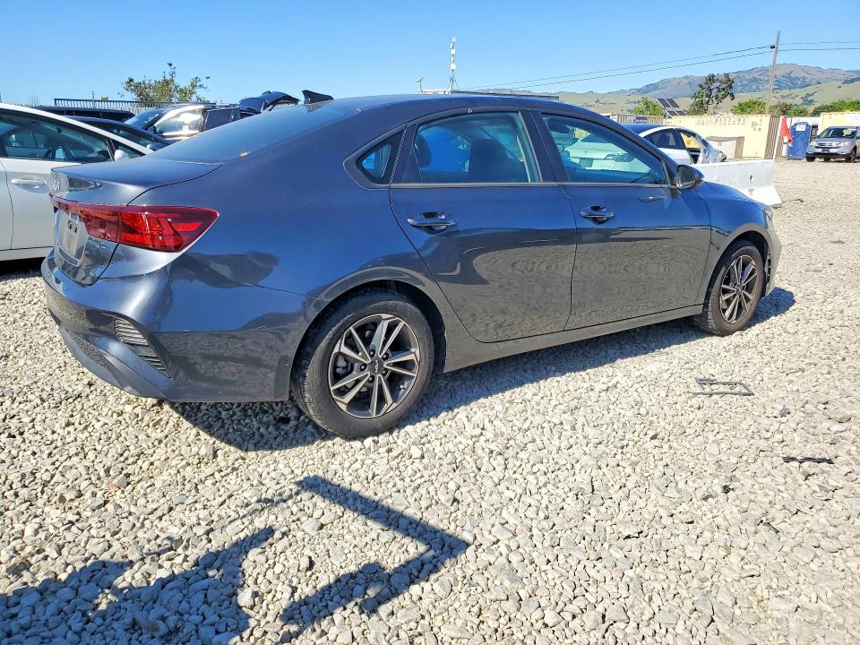 Продажа на аукционе авто 2023 Kia Forte, vin: 3KPF24AD8PE586039, номер лота: 48967946