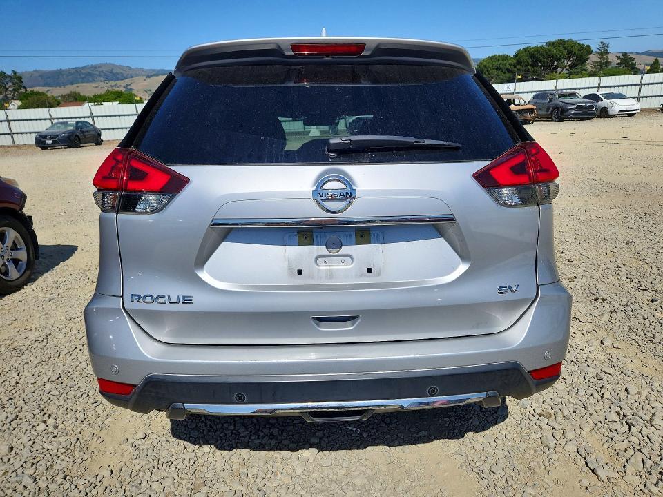 52066686 :رقم المزاد ، KNMAT2MT1LP522854 vin ، 2020 Nissan Rogue مزاد بيع