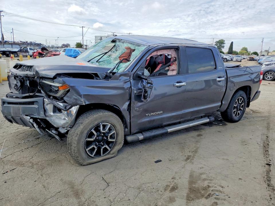Aukcja sprzedaży 2018 Toyota Tundra, vin: 5TFHY5F13JX692966, numer aukcji: 49459586