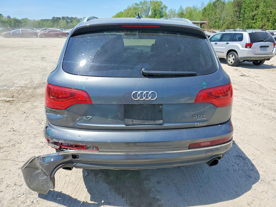 Продажа на аукционе авто 2015 Audi Q7, vin: WA1LGAFE4FD031684, номер лота: 49372886