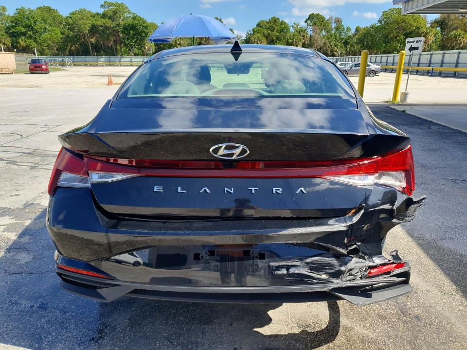 50331016 :رقم المزاد ، KMHLM4AG9PU604424 vin ، 2023 Hyundai Elantra مزاد بيع