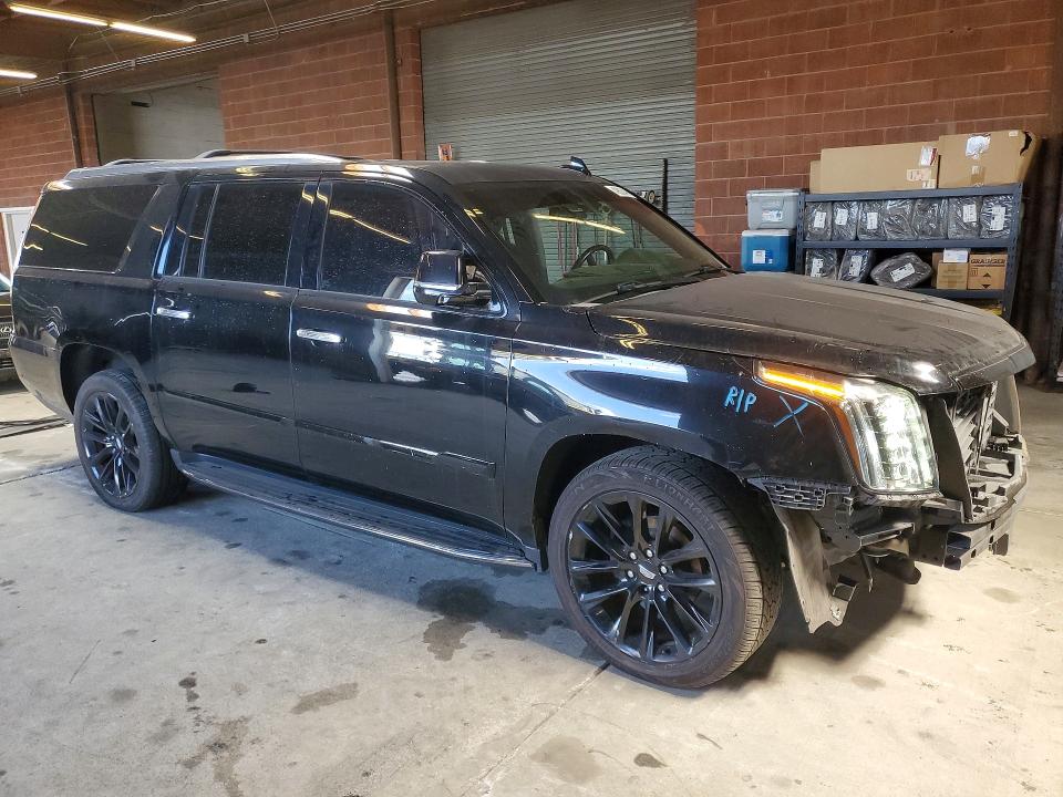 49800406 :رقم المزاد ، 1GYS3JKJ3LR295763 vin ، 2020 Cadillac Escalade مزاد بيع