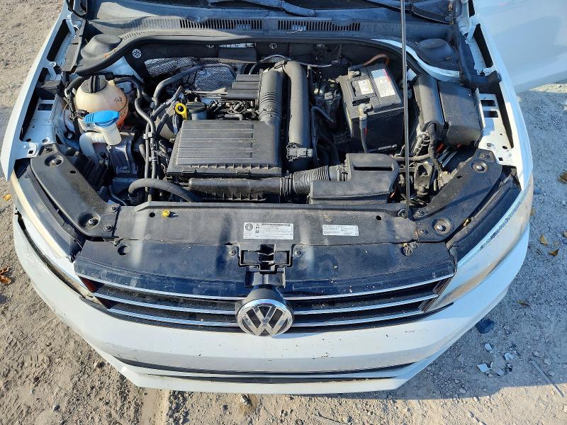 51702116 :رقم المزاد ، 3VW267AJ2GM319105 vin ، 2016 Volkswagen Jetta مزاد بيع