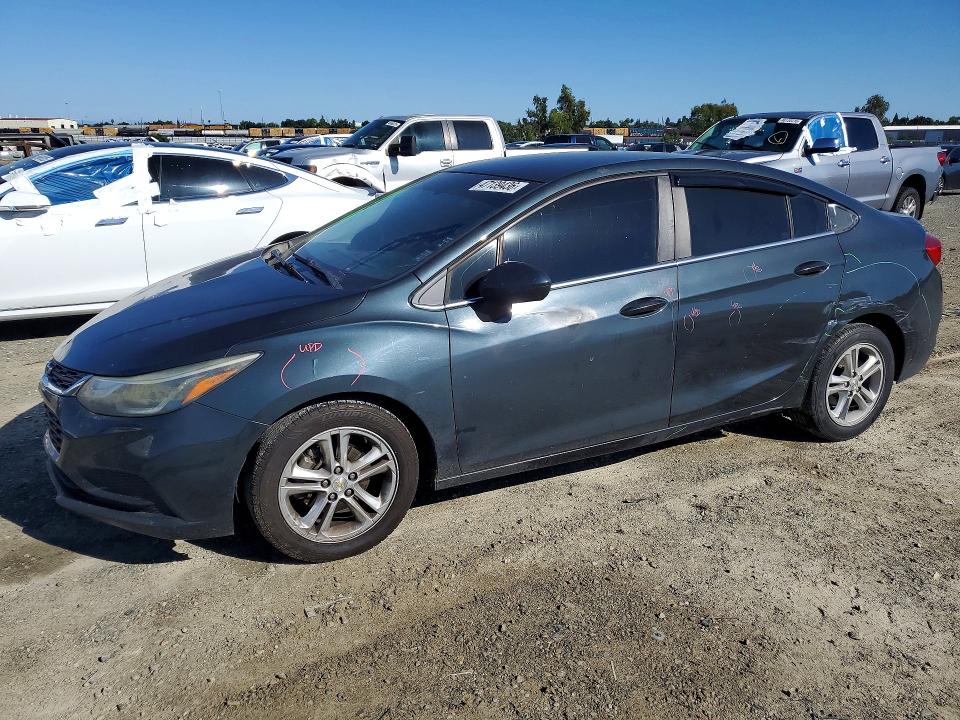 2018 Chevrolet Cruze მანქანა იყიდება აუქციონზე, vin: 1G1BE5SM9J7123661, აუქციონის ნომერი: 47139436