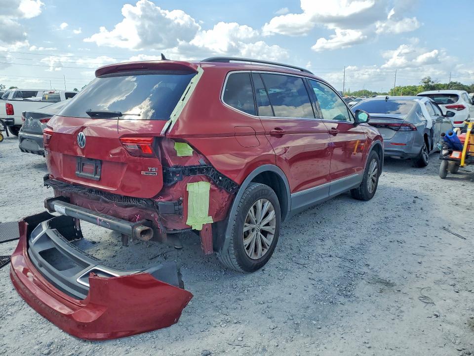 47701506 :رقم المزاد ، 3VV2B7AX4JM171180 vin ، 2018 Volkswagen Tiguan مزاد بيع