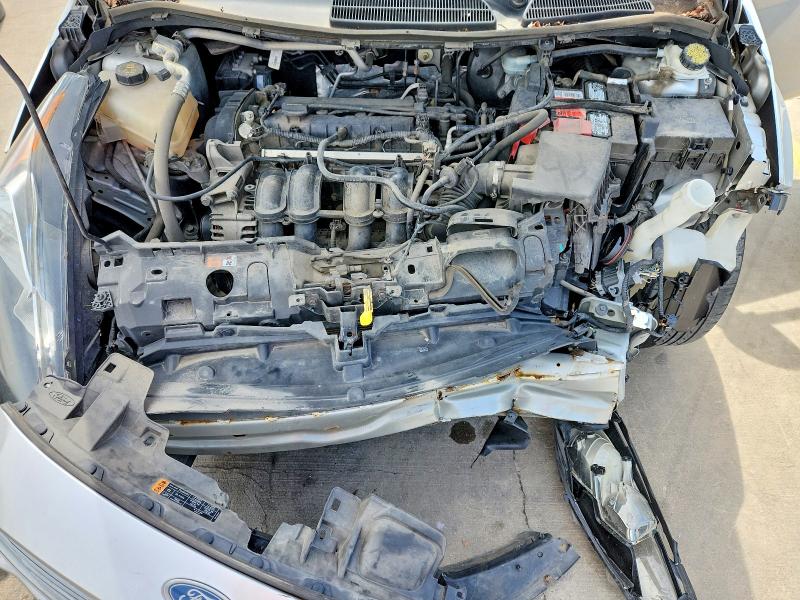 48998876 :رقم المزاد ، 3FADP4AJ6FM123339 vin ، 2015 Ford Fiesta مزاد بيع