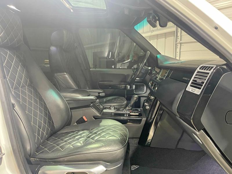 50856876 :رقم المزاد ، SALMF1E46BA357805 vin ، 2011 Land Rover Range Rover مزاد بيع