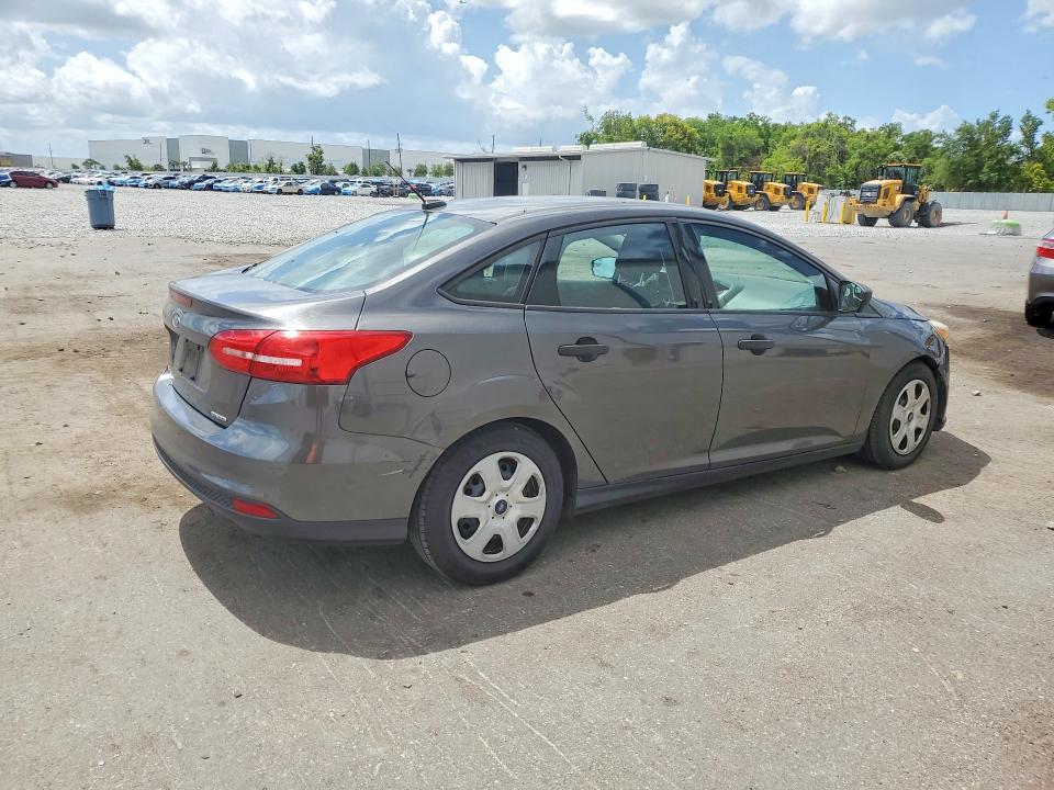 48795216 :رقم المزاد ، 1FADP3E26FL271313 vin ، 2015 Ford Focus مزاد بيع