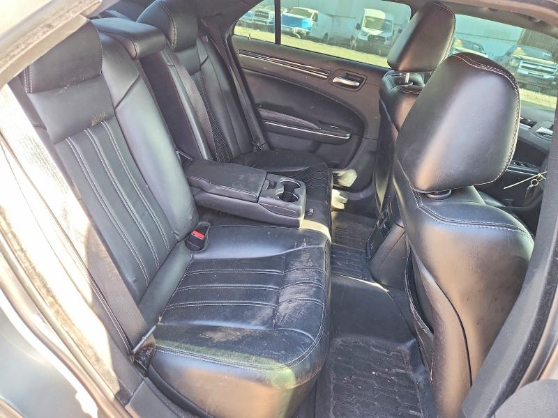 49534396 :رقم المزاد ، 2C3CCAGG3JH267860 vin ، 2018 Chrysler 300 مزاد بيع