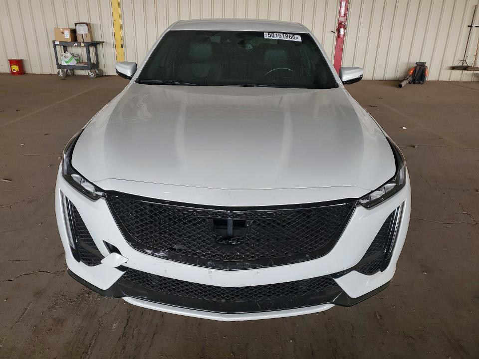 50151966 :رقم المزاد ، 1G6DR5RW3M0136420 vin ، 2021 Cadillac Ct5-v مزاد بيع