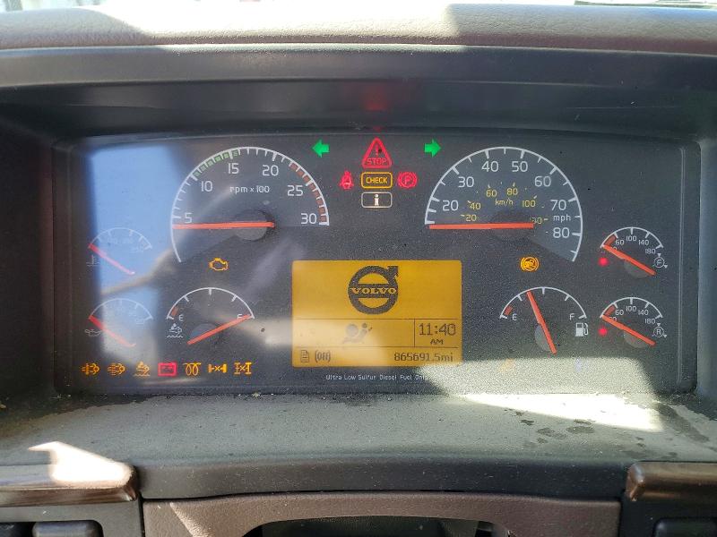 2013 Volvo Vnl მანქანა იყიდება აუქციონზე, vin: 4V4NC9EG0DN139775, აუქციონის ნომერი: 48154766