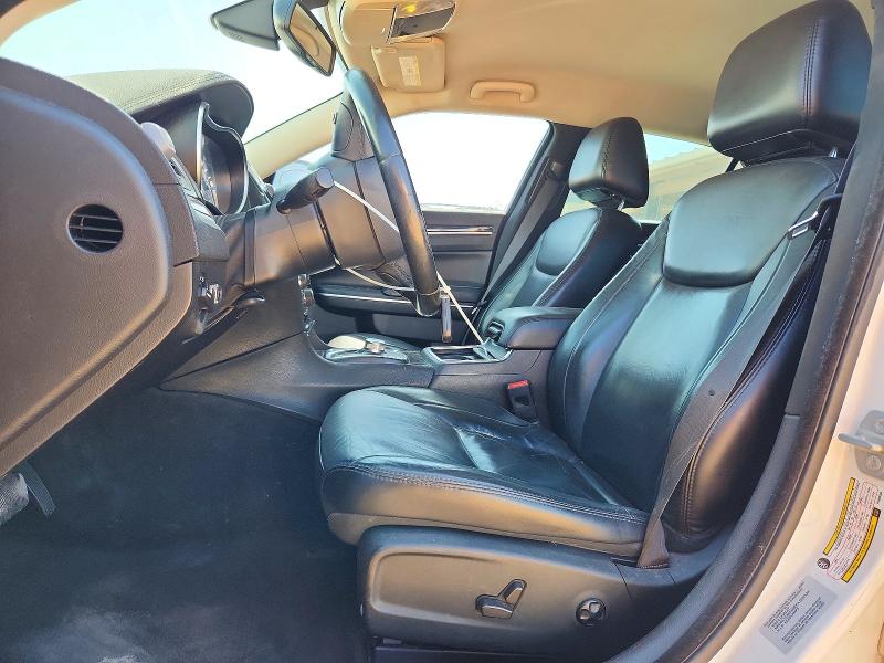 50092146 :رقم المزاد ، 2C3CCAAG6FH905308 vin ، 2015 Chrysler 300 مزاد بيع