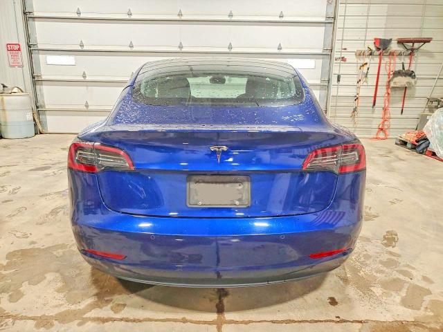 Продажа на аукционе авто 2022 Tesla Model 3, vin: 5YJ3E1EA6NF370075, номер лота: 49761976