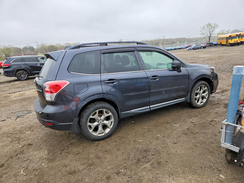 48092346 :رقم المزاد ، JF2SJAWC0JH479182 vin ، 2018 Subaru Forester مزاد بيع