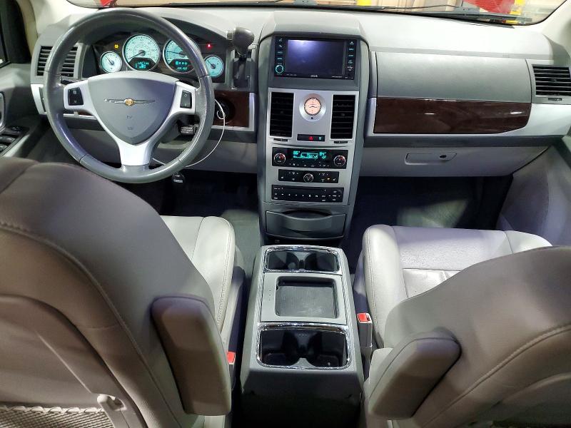 46515116 :رقم المزاد ، 2A4RR5DX6AR153551 vin ، 2010 Chrysler Town & Country مزاد بيع