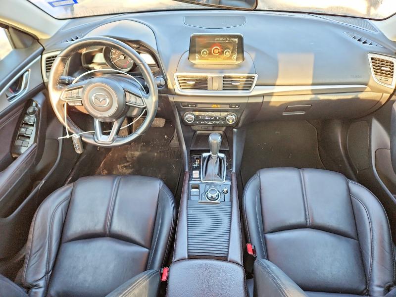 50130396 :رقم المزاد ، 3MZBN1V38JM208240 vin ، 2018 Mazda 3 مزاد بيع
