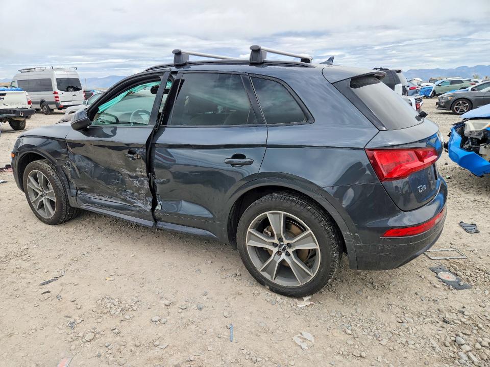 Продажа на аукционе авто 2019 Audi Q5, vin: WA1BNAFY2K2074972, номер лота: 49939696