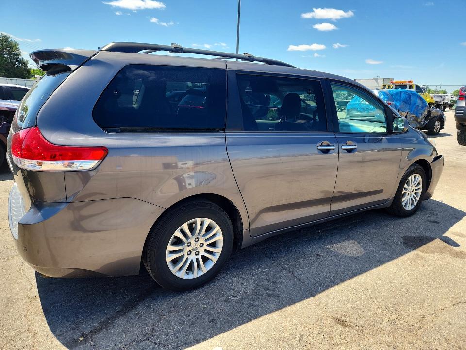 Продаж на аукціоні авто 2014 Toyota Sienna, vin: 5TDYK3DC3ES521589, номер лоту: 50569196