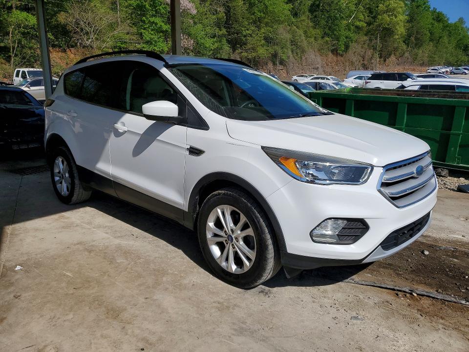 Продажа на аукционе авто 2018 Ford Escape, vin: 1FMCU0GD7JUB03352, номер лота: 49541166