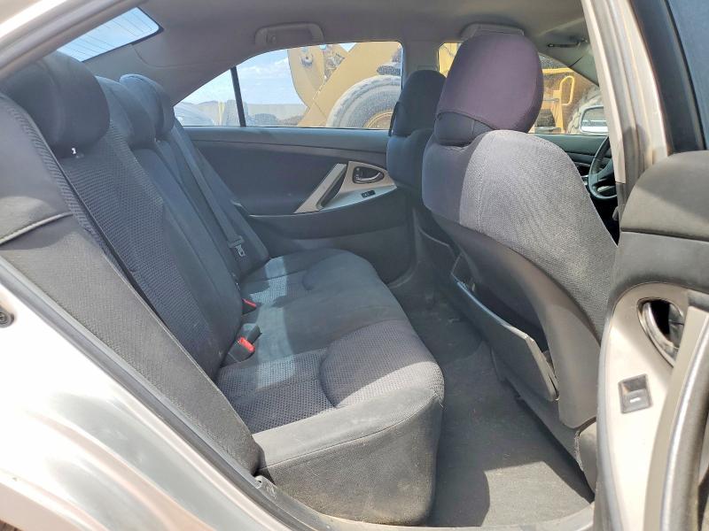 49595036 :رقم المزاد ، 4T1BF3EK4BU603687 vin ، 2011 Toyota Camry مزاد بيع