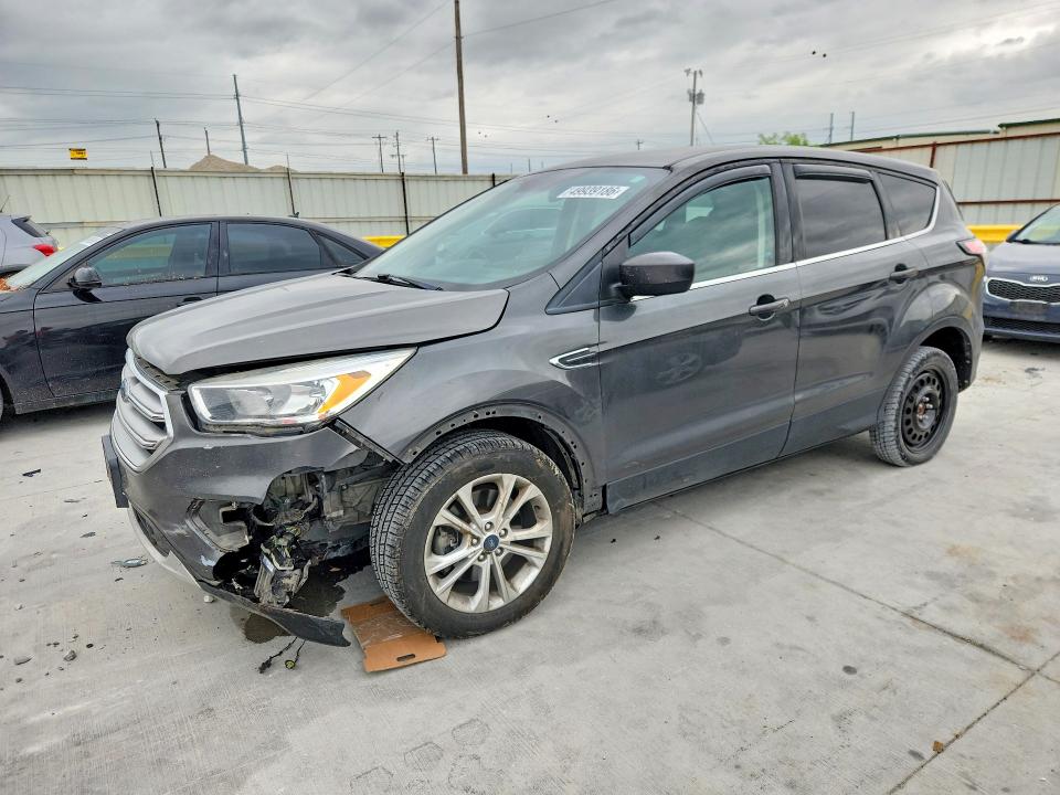 49939186 :رقم المزاد ، 1FMCU9GD6HUE39542 vin ، 2017 Ford Escape مزاد بيع