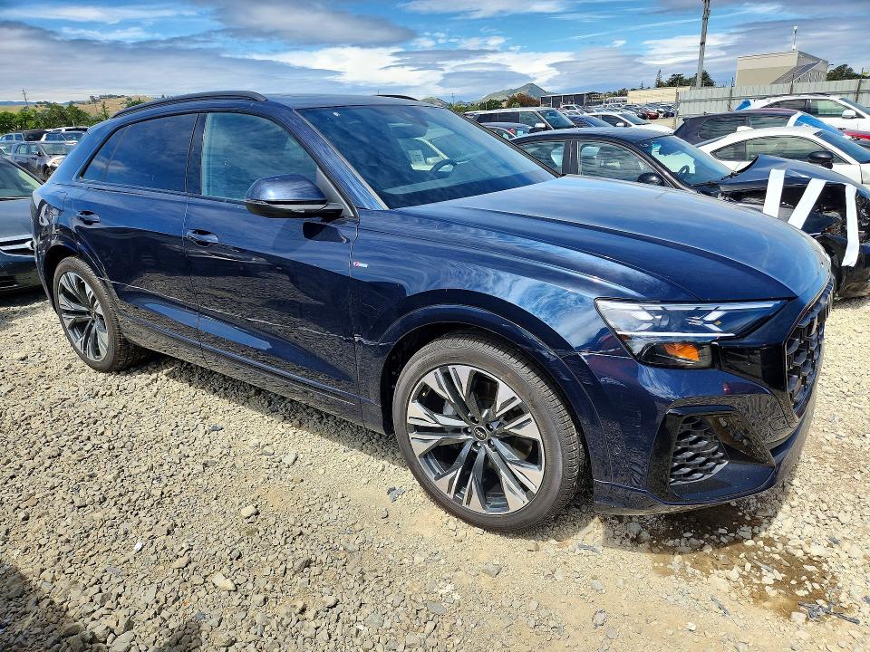 2025 Audi Q8 მანქანა იყიდება აუქციონზე, vin: WA1FVBF10SD037286, აუქციონის ნომერი: 50576016